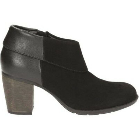 Clarks Enfield Canal Black Suede Side Zip Heeled Booties - Picture 2 of 10